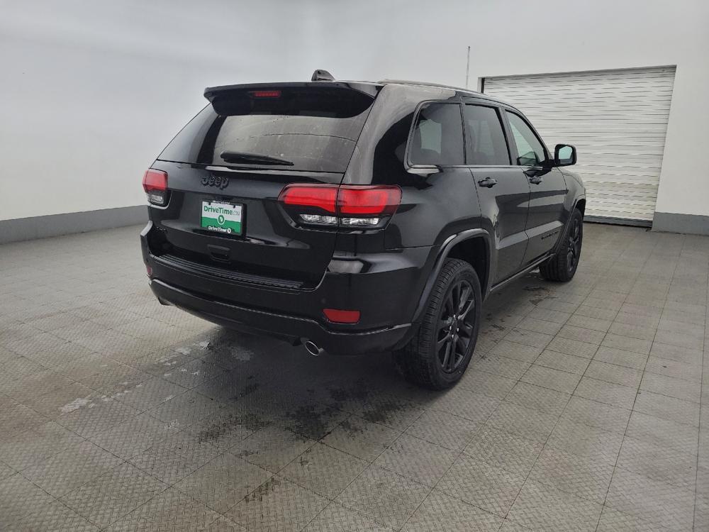 used 2018 Jeep Grand Cherokee car, priced at $19,295