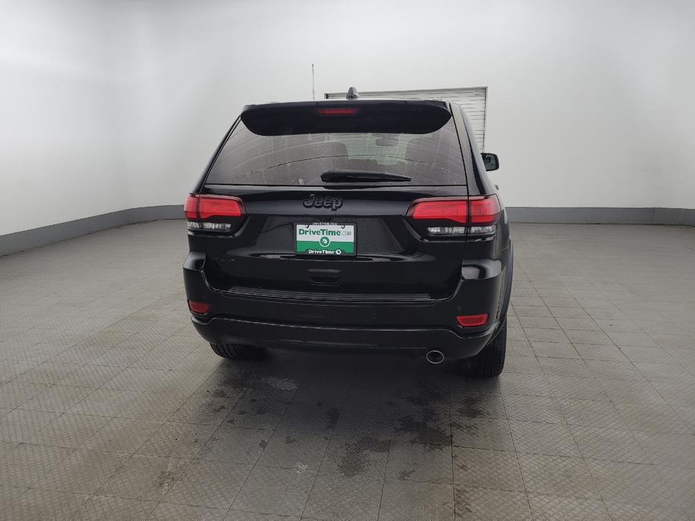 used 2018 Jeep Grand Cherokee car, priced at $19,295