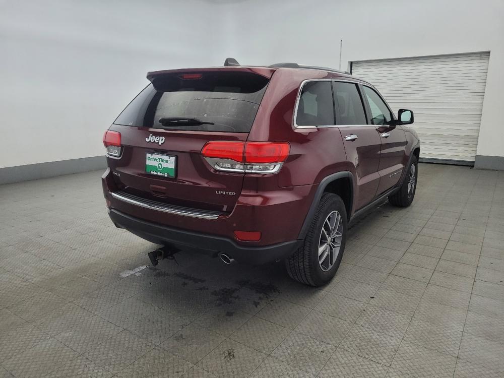 used 2017 Jeep Grand Cherokee car, priced at $18,395