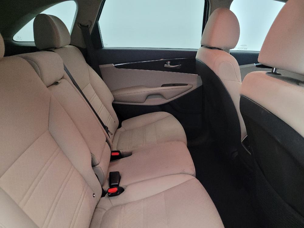used 2019 Kia Sorento car, priced at $19,195