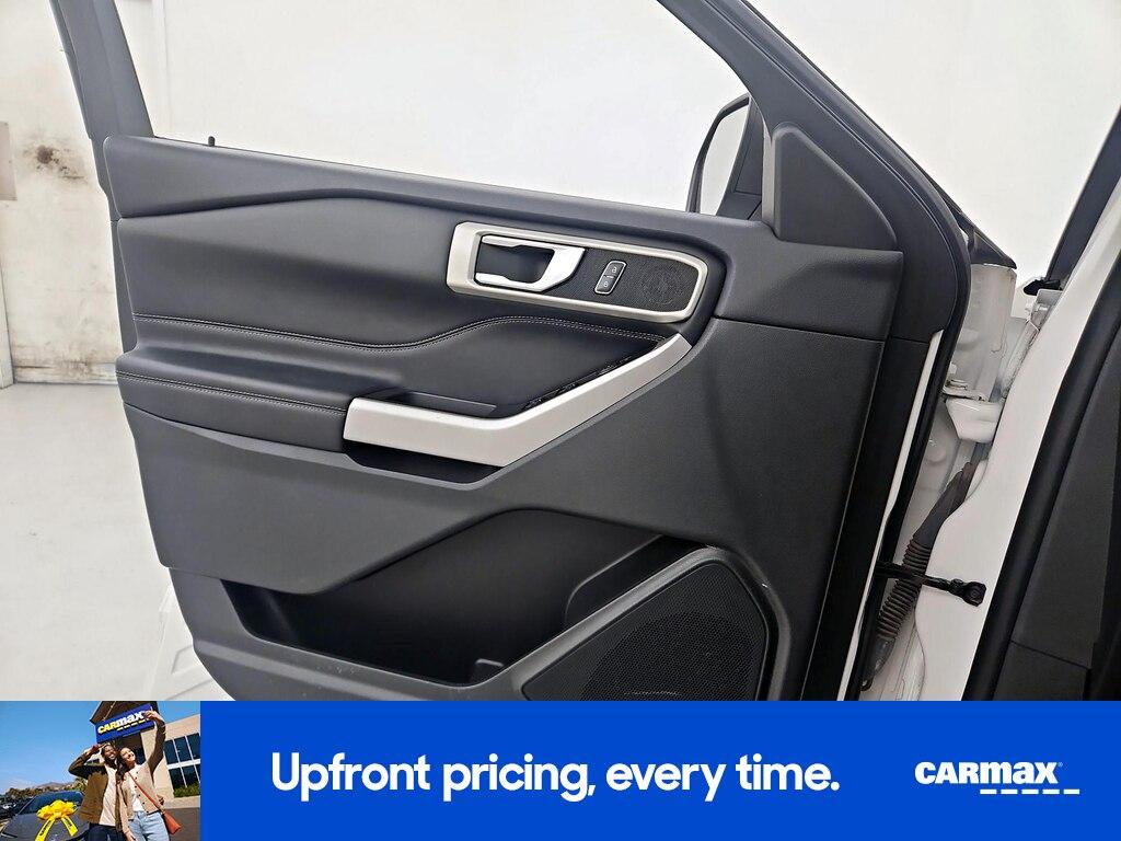 used 2023 Ford Explorer car, priced at $31,998
