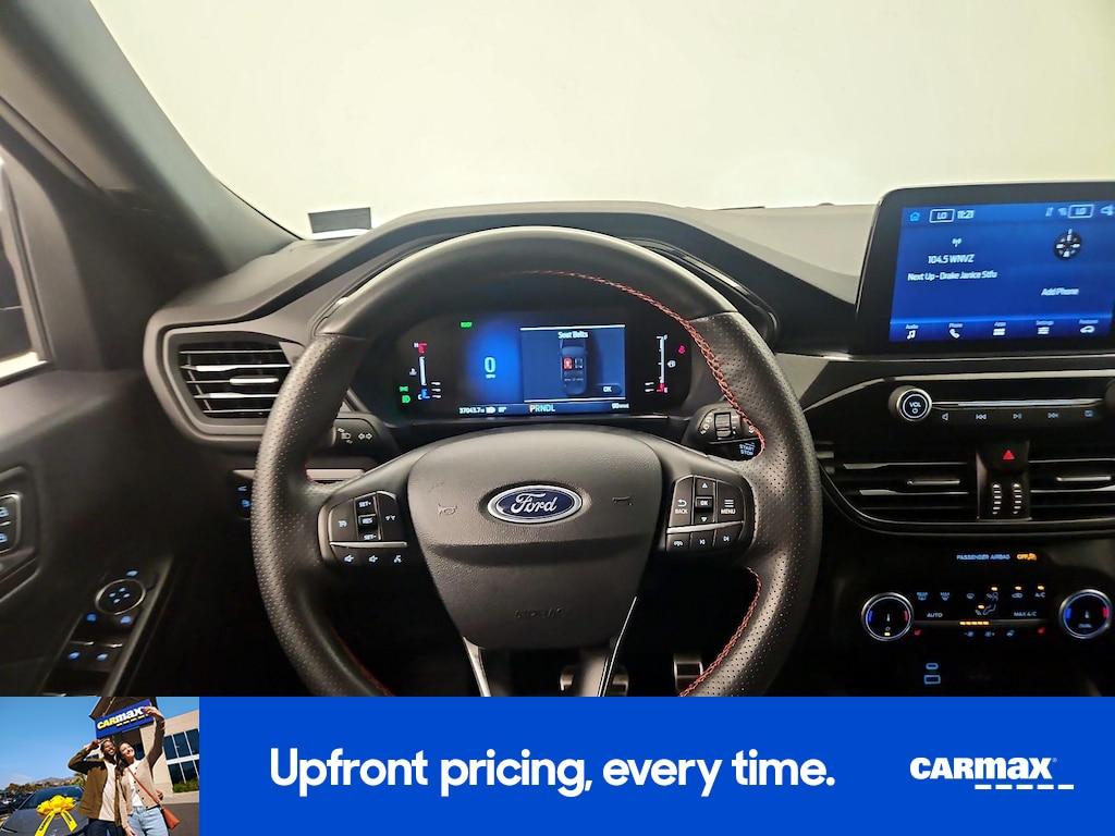 used 2023 Ford Escape car, priced at $24,998