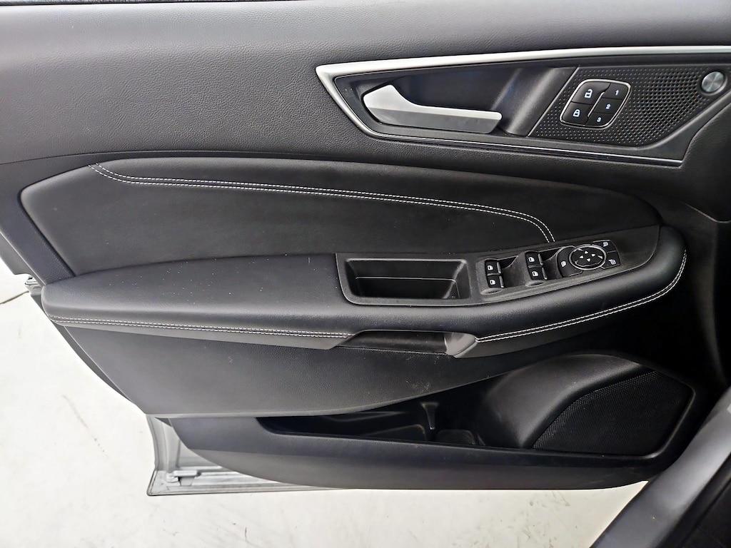 used 2022 Ford Edge car, priced at $24,998