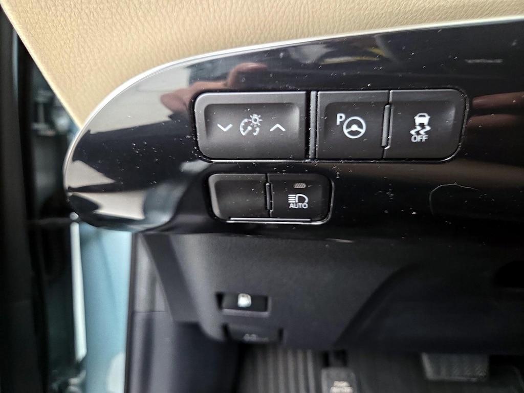 used 2019 Toyota Prius car, priced at $26,998