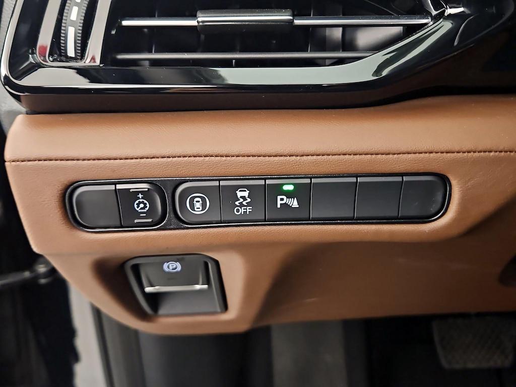 used 2023 Acura MDX car, priced at $42,998