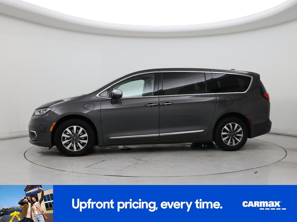 used 2022 Chrysler Pacifica Hybrid car, priced at $30,998