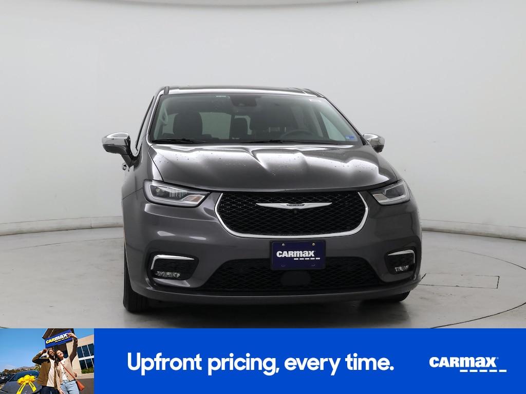 used 2022 Chrysler Pacifica Hybrid car, priced at $30,998