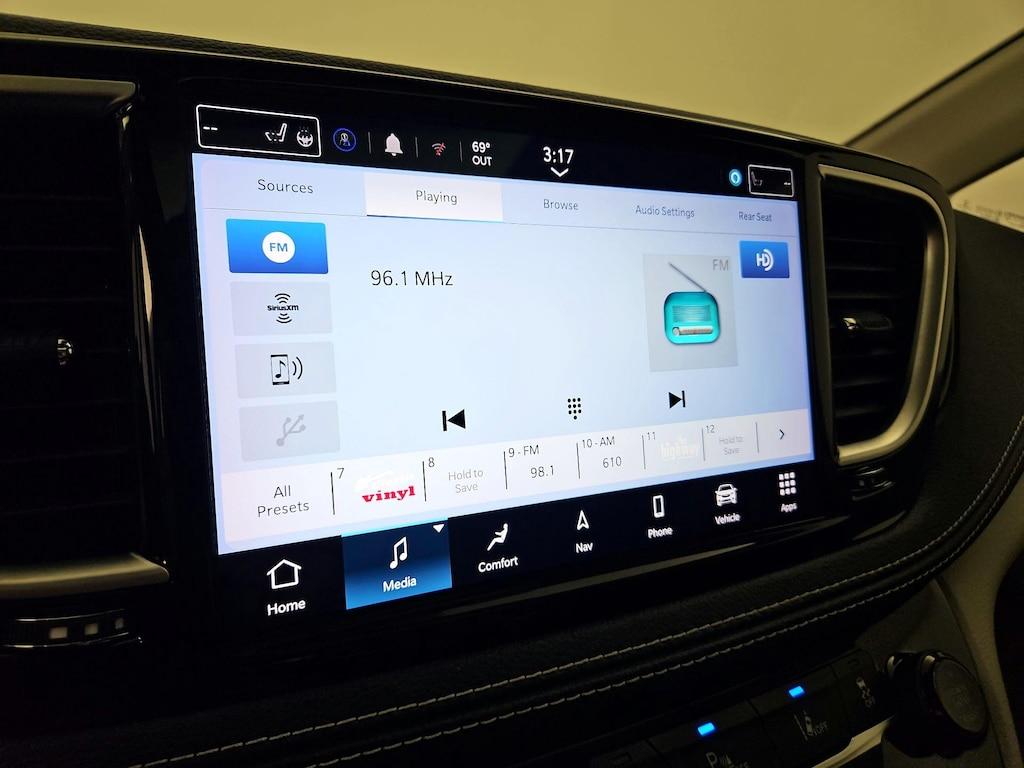 used 2022 Chrysler Pacifica Hybrid car, priced at $30,998