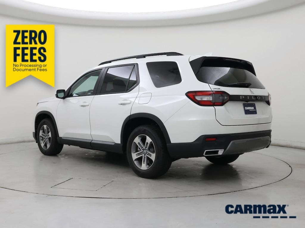 used 2026 Honda Pilot car, priced at $45,998