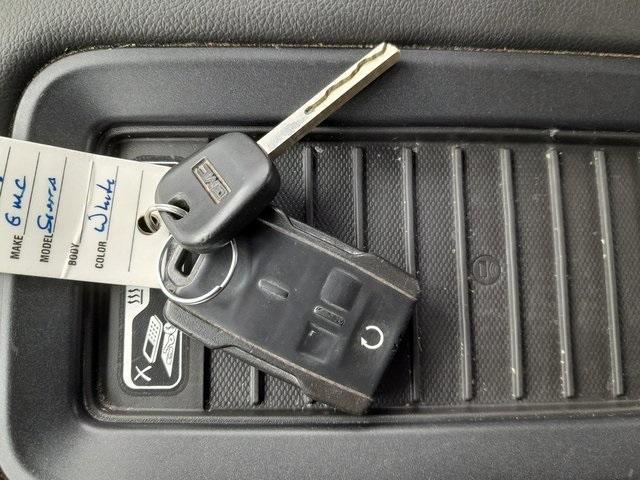 used 2018 GMC Sierra 1500 car, priced at $18,699