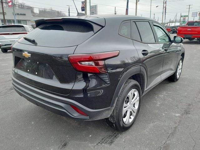 used 2024 Chevrolet Trax car, priced at $18,601