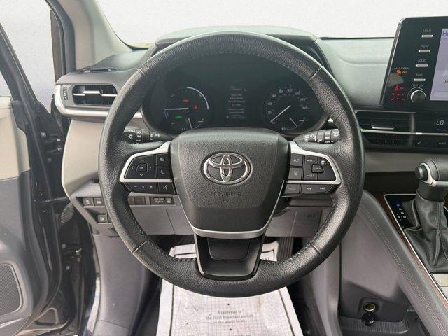 used 2024 Toyota Sienna car, priced at $37,810
