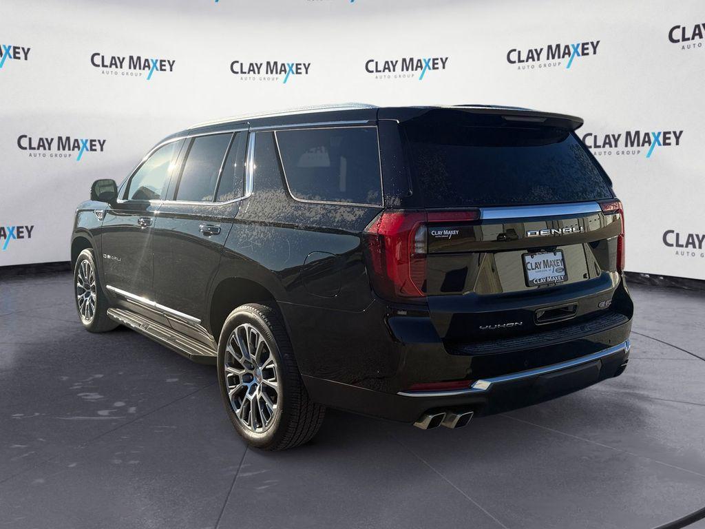 used 2025 GMC Yukon car, priced at $69,072