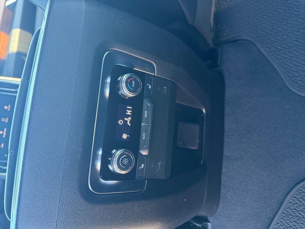 used 2025 GMC Yukon car, priced at $69,072