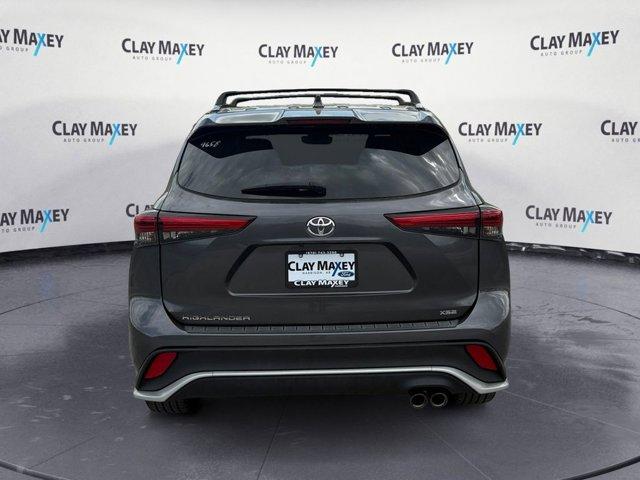 used 2023 Toyota Highlander car, priced at $37,477
