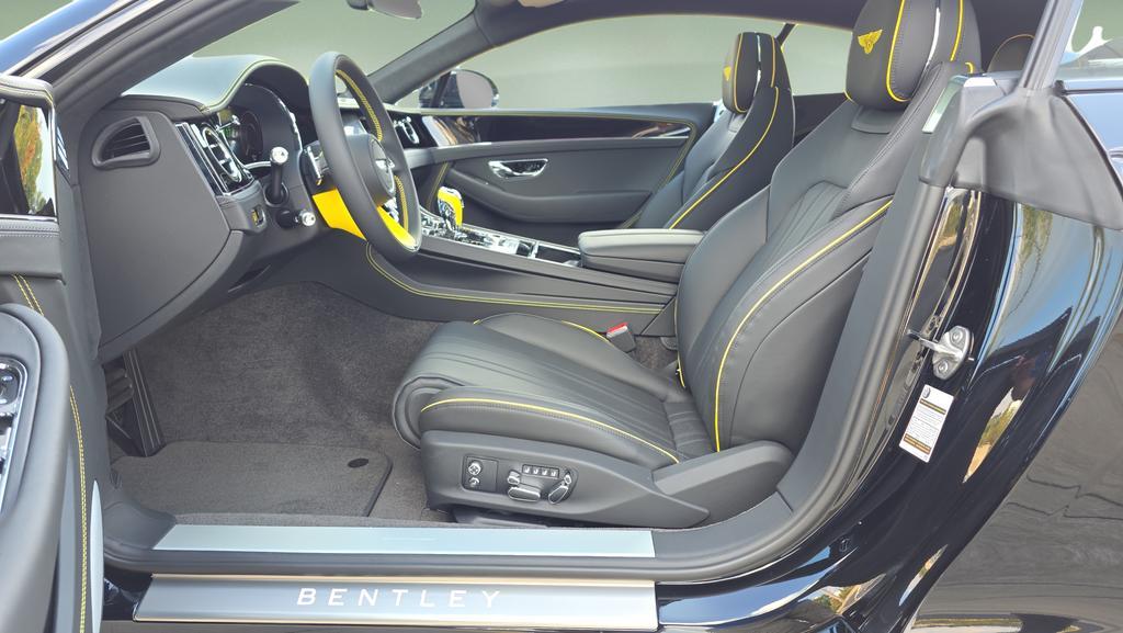 Bentley Continental GT view 19