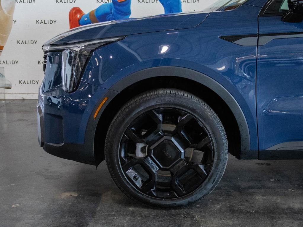 new 2025 Kia Sorento car, priced at $38,686
