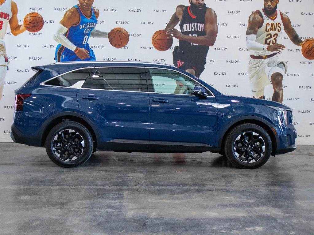 new 2025 Kia Sorento car, priced at $31,714