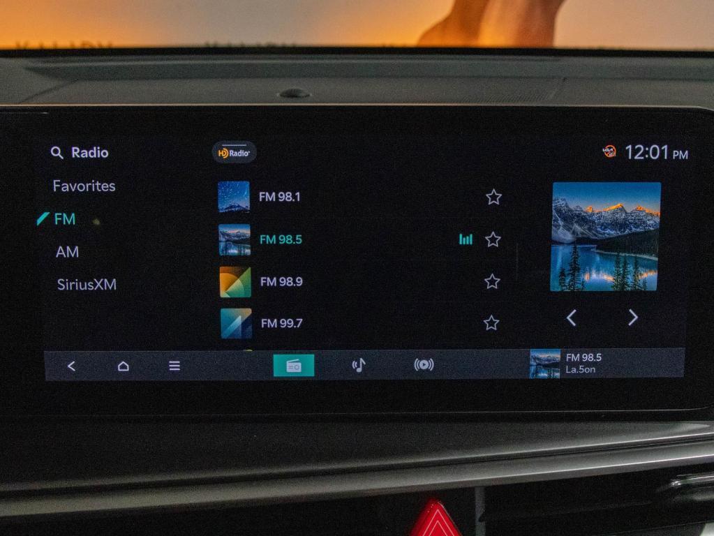 new 2025 Kia Sorento car, priced at $31,308