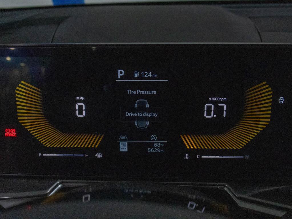 new 2025 Kia Sorento car, priced at $31,308