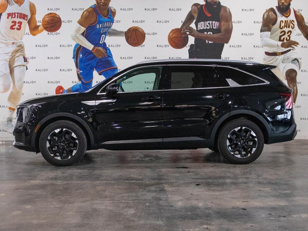 new 2025 Kia Sorento car, priced at $31,308