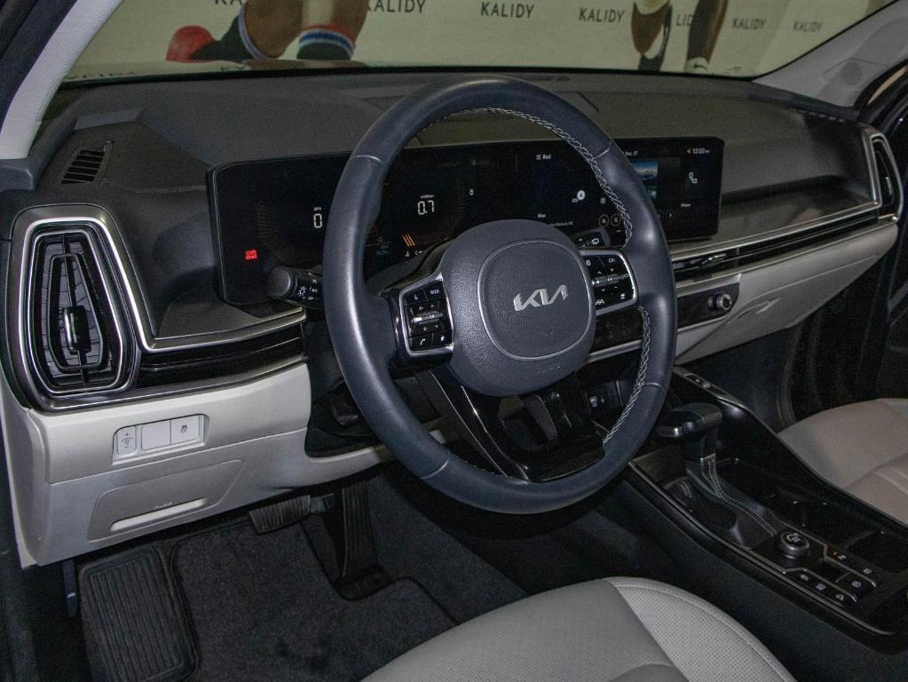new 2025 Kia Sorento car, priced at $31,308