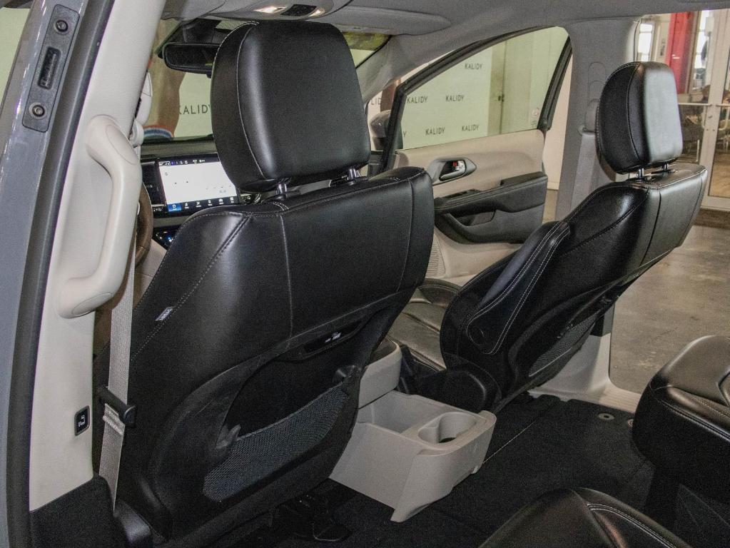 used 2023 Chrysler Pacifica car, priced at $23,000