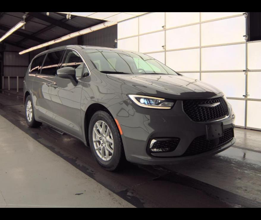 used 2023 Chrysler Pacifica car, priced at $23,500