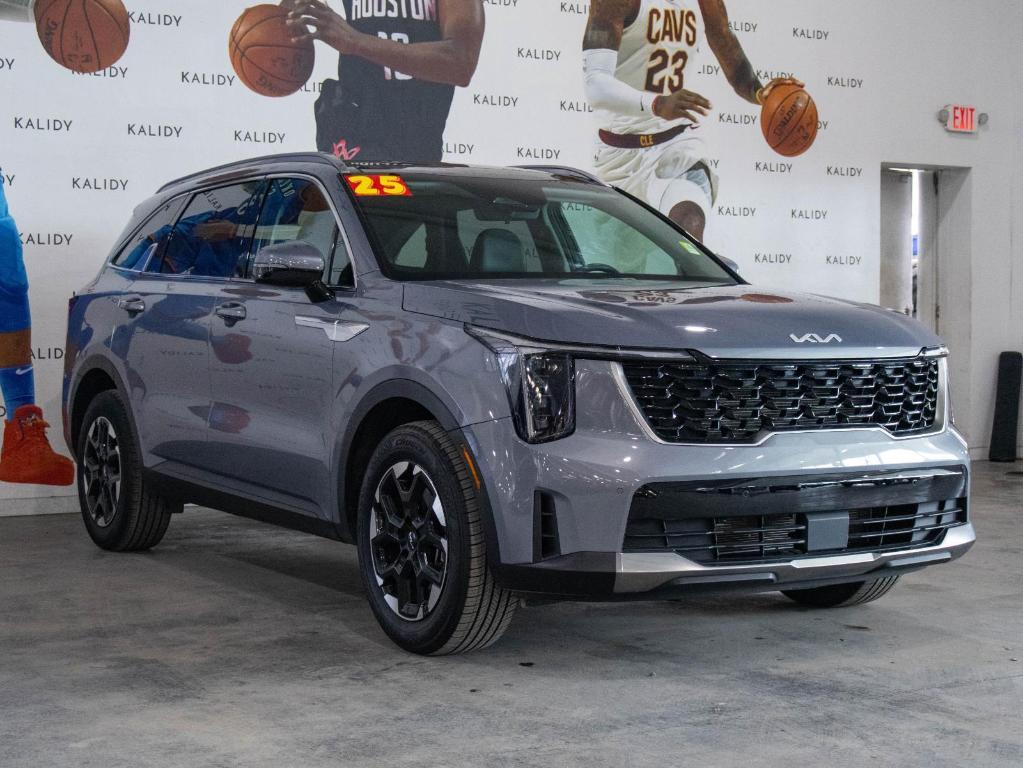 used 2025 Kia Sorento car, priced at $30,250