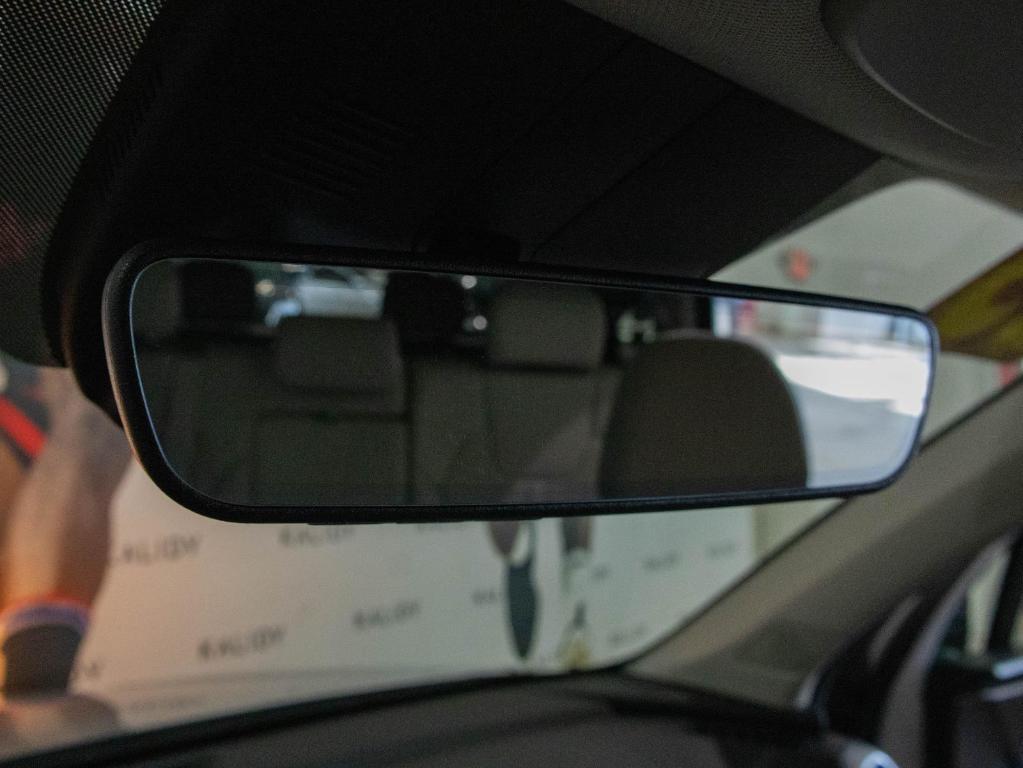 new 2025 Kia Sorento car, priced at $31,714