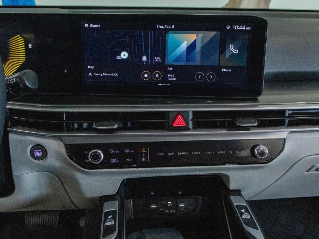 new 2025 Kia Sorento car, priced at $31,714