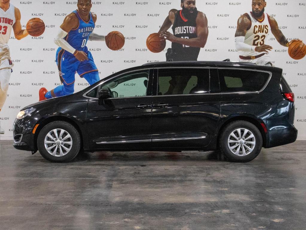 used 2019 Chrysler Pacifica car, priced at $11,000