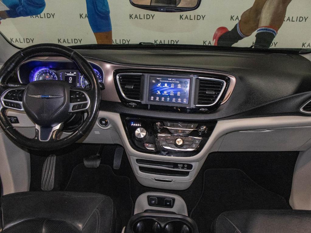 used 2019 Chrysler Pacifica car, priced at $11,000