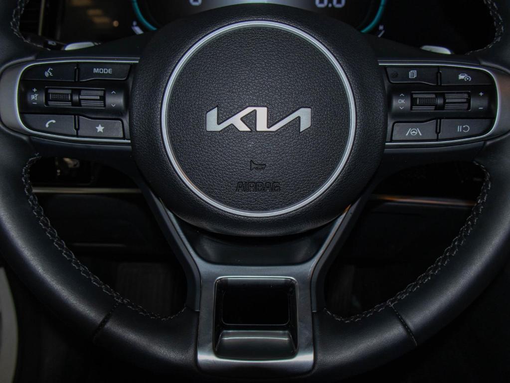 new 2025 Kia Sportage Hybrid car, priced at $33,199