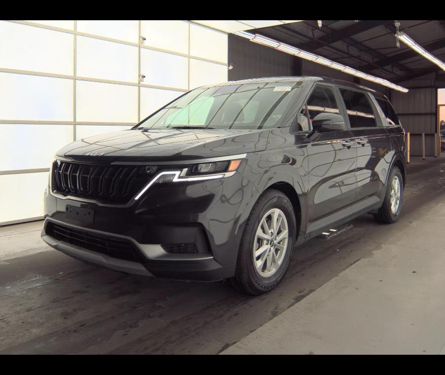 used 2024 Kia Carnival car, priced at $30,250