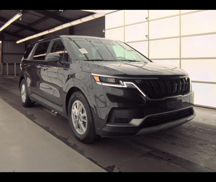 used 2024 Kia Carnival car, priced at $30,250