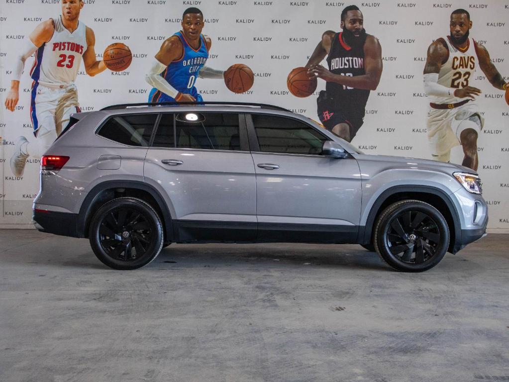 used 2025 Volkswagen Atlas car, priced at $35,250