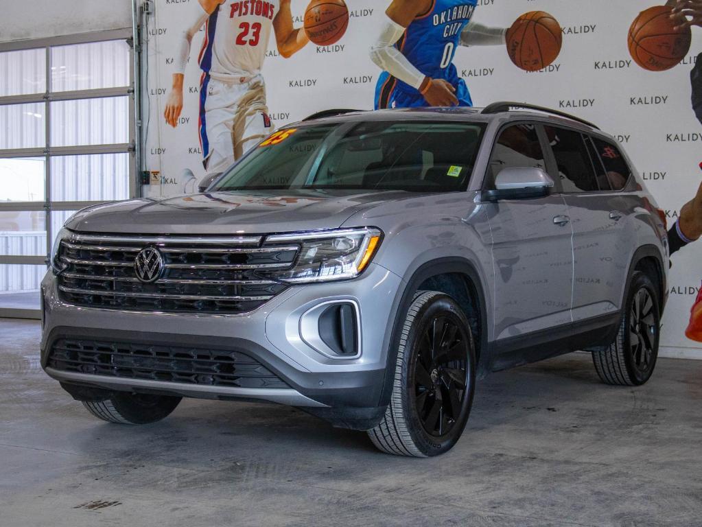 used 2025 Volkswagen Atlas car, priced at $35,250