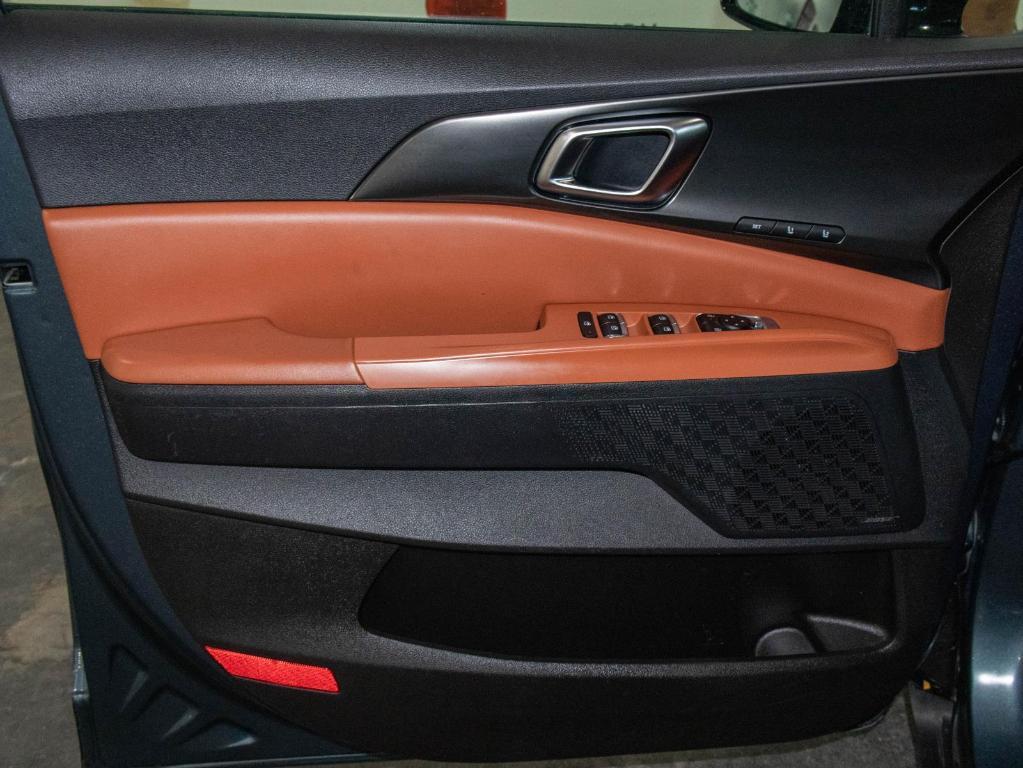 used 2025 Kia Carnival car, priced at $42,250