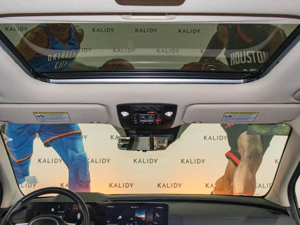 used 2025 Kia Carnival car, priced at $42,250