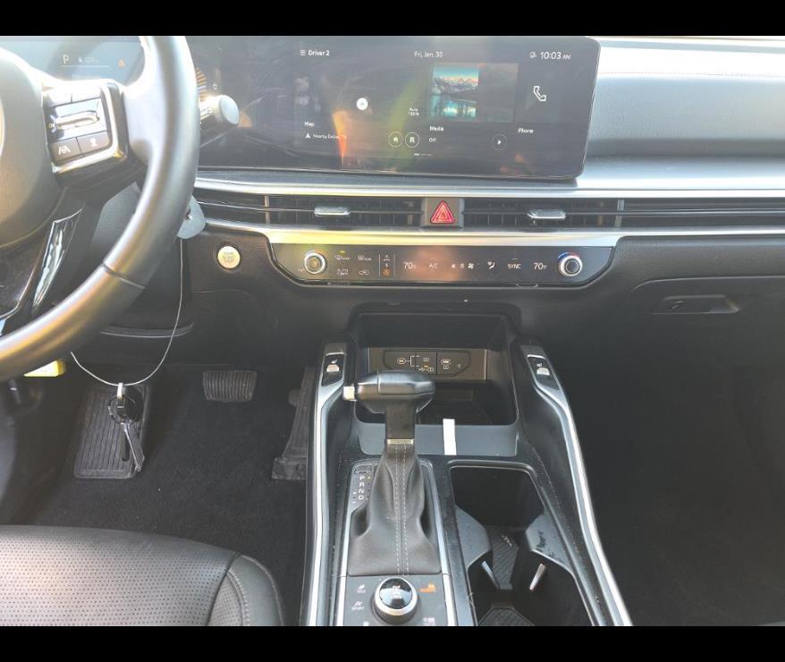 used 2024 Kia Sorento car, priced at $27,250