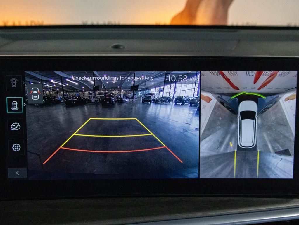 new 2025 Kia Sorento car, priced at $40,828