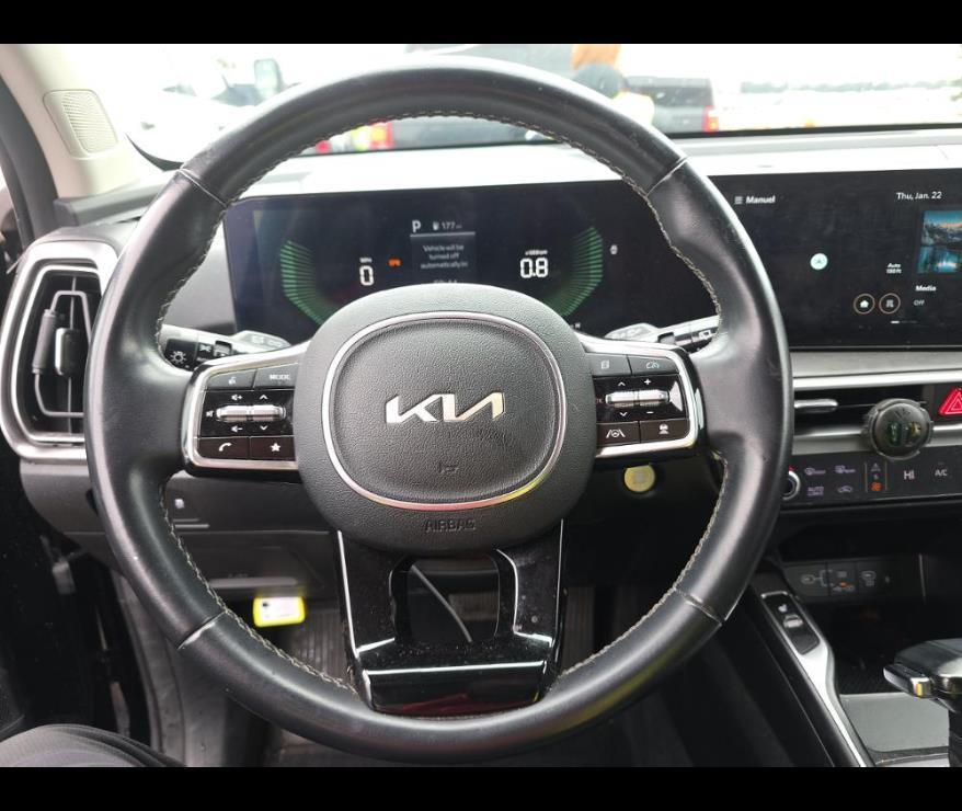 used 2024 Kia Sorento car, priced at $32,000