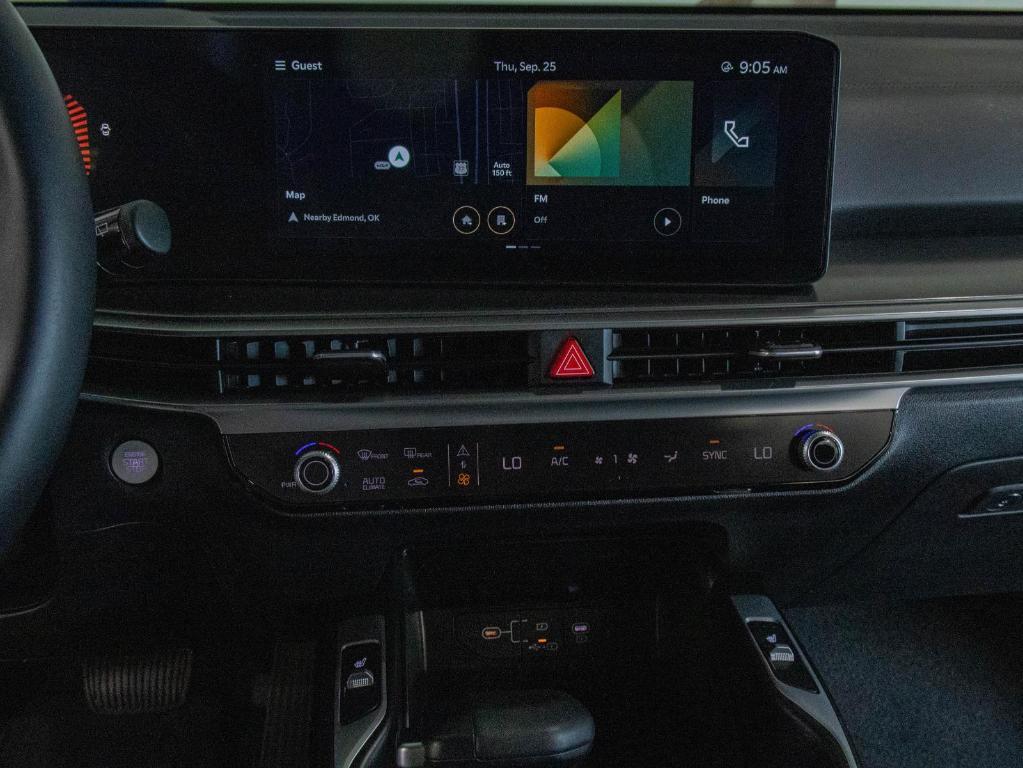 new 2025 Kia Sorento car, priced at $31,148