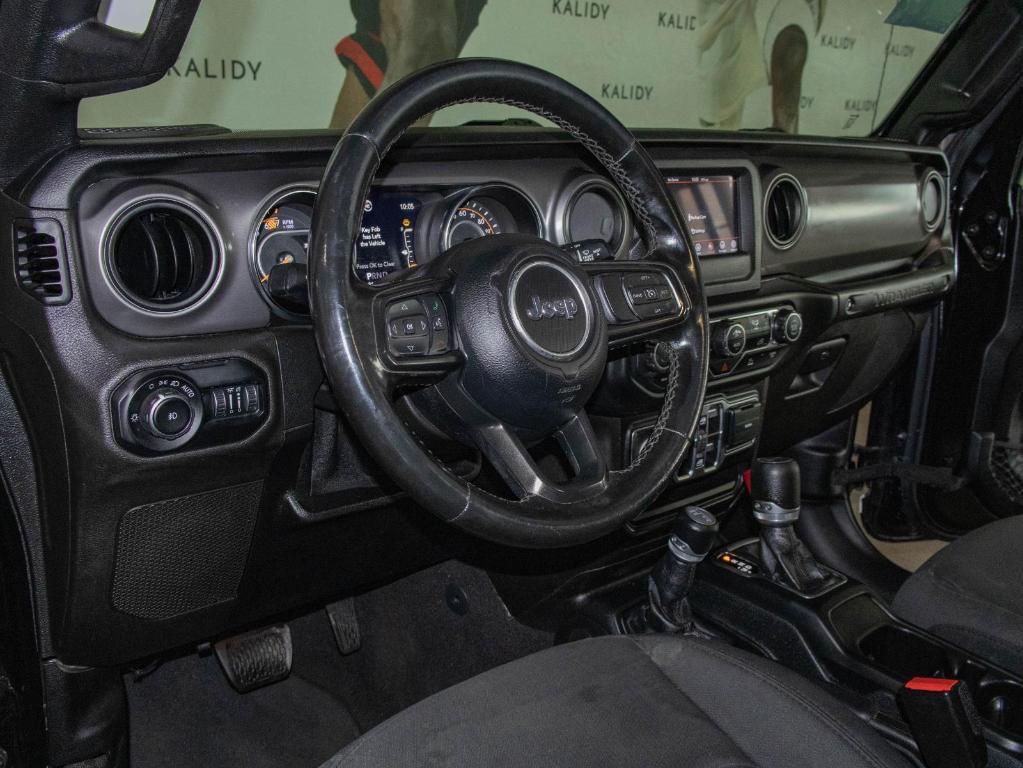 used 2021 Jeep Wrangler Unlimited car, priced at $27,000