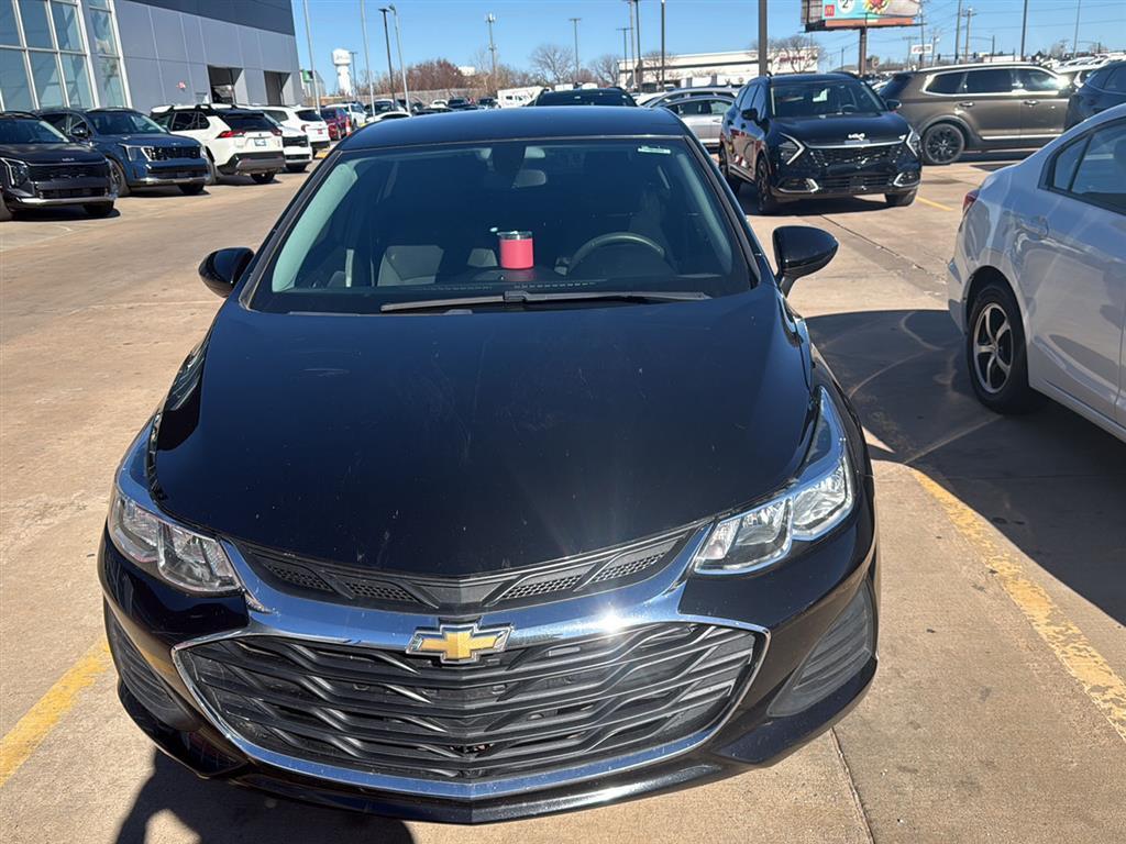 used 2019 Chevrolet Cruze car, priced at $9,500