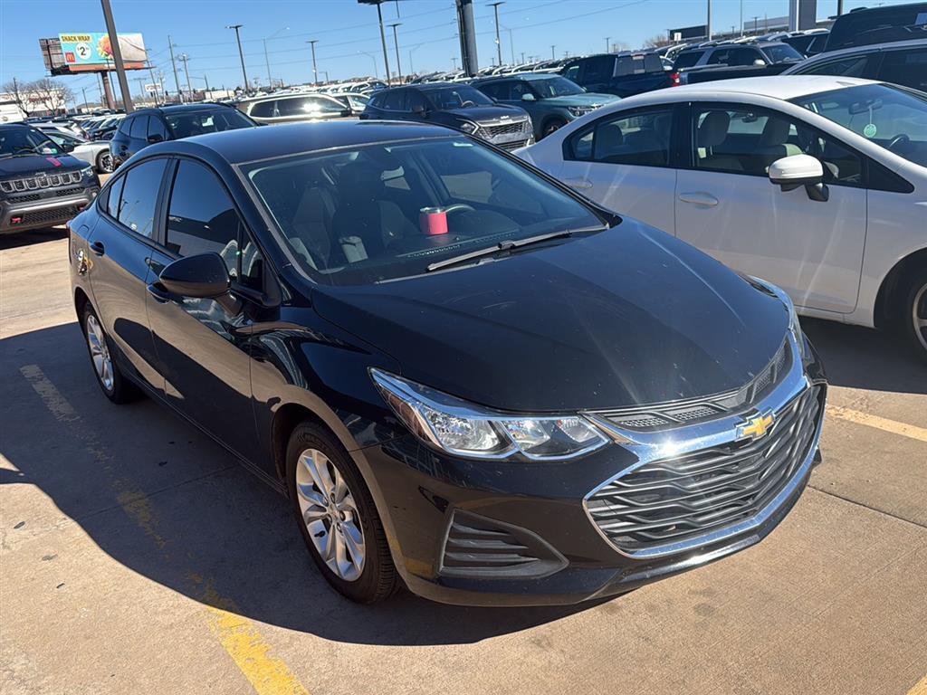 used 2019 Chevrolet Cruze car, priced at $9,500