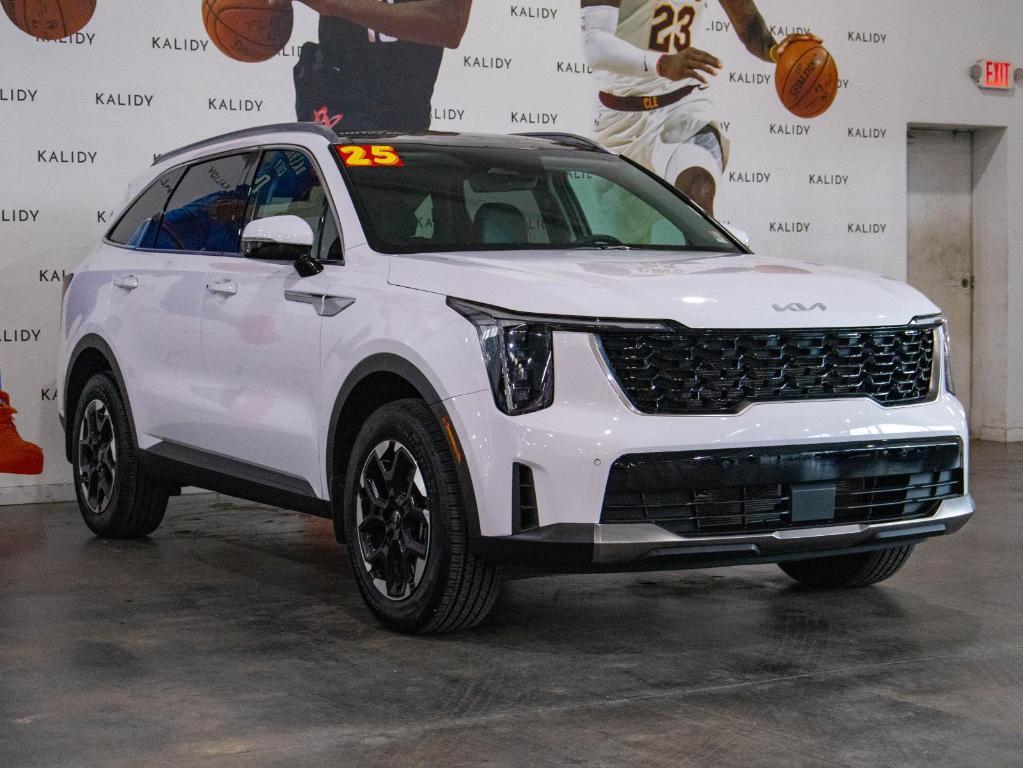 new 2025 Kia Sorento car, priced at $33,424