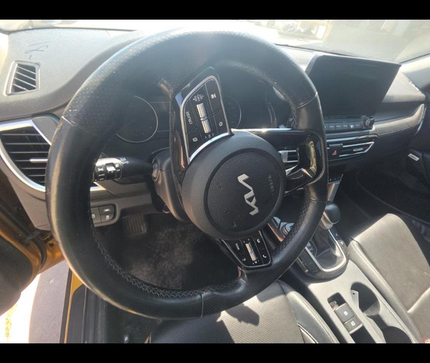 used 2022 Kia Seltos car, priced at $19,250