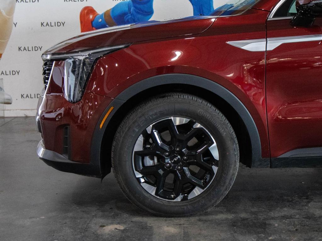 new 2025 Kia Sorento car, priced at $31,435